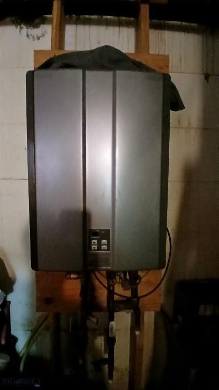 1842 Skyline Rd, Three Forks, MT 59752 - utilities with water heater