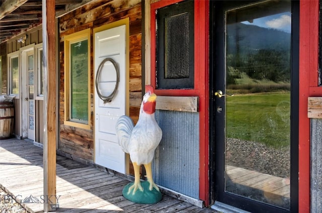 view of entrance to property