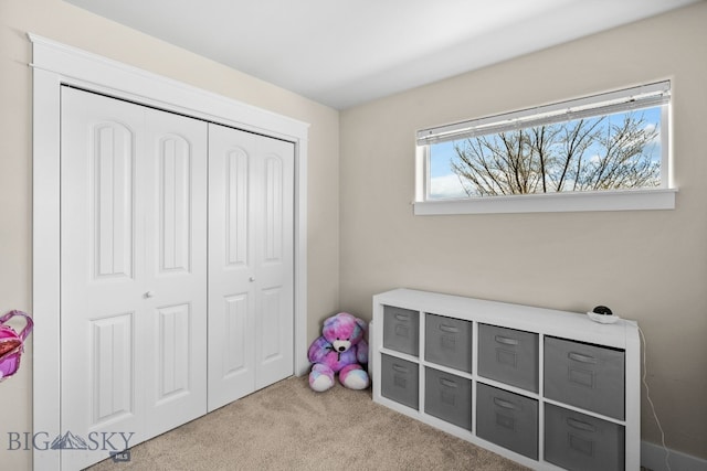game room with carpet flooring