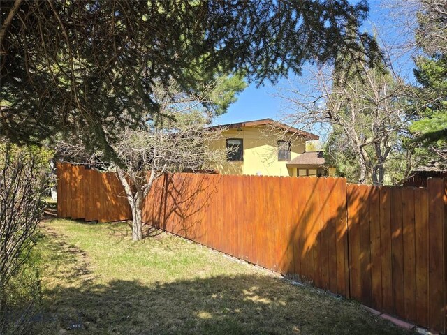 1104 N Spruce Dr, Bozeman, MT 59715 - view of yard