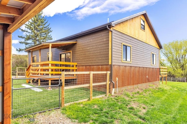view of side of property