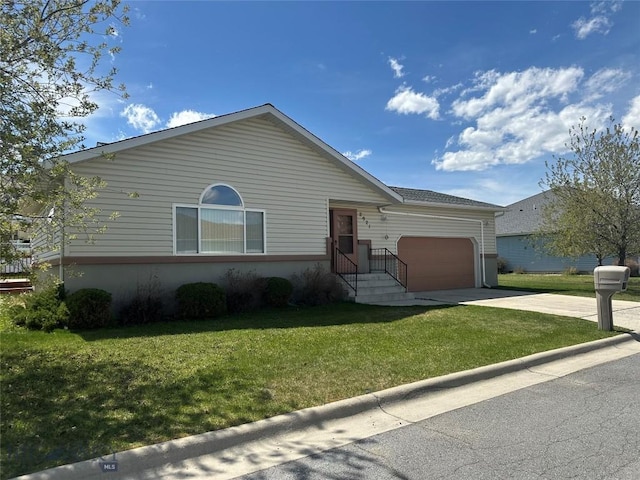 2921 Mammoth, Butte, MT 59701 - single story home featuring concrete driveway, an attached garage, and a front lawn