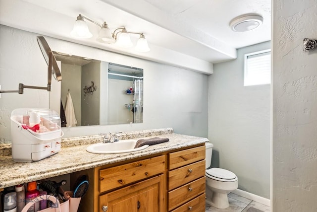 full bath featuring vanity, toilet, and curtained shower