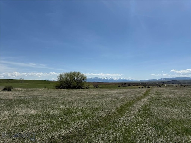 100 Queen Ln, Clyde Park, MT 59047