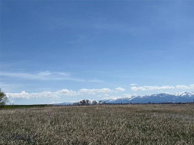 100 Queen Ln, Clyde Park, MT 59047