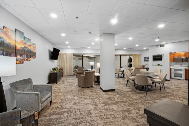 community lobby with recessed lighting