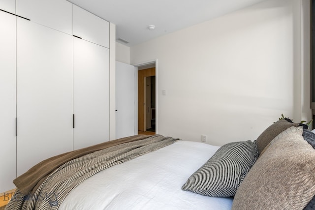 bedroom featuring a closet