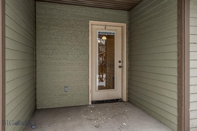 view of entrance to property