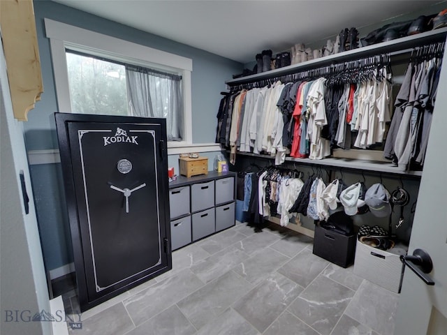 902 E Gallatin Ave, Belgrade, MT 59714 - view of spacious closet