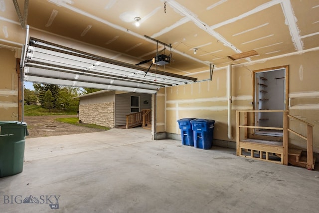 601 N C St, Livingston, MT 59047 - garage featuring a garage door opener