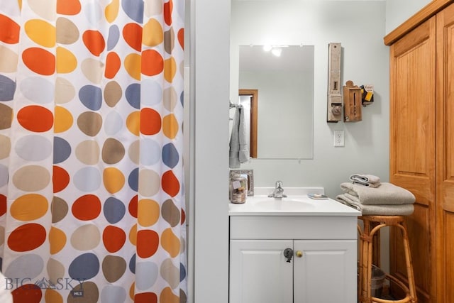 486 Jardine Rd, Jardine, MT 59030 - bathroom with vanity and curtained shower