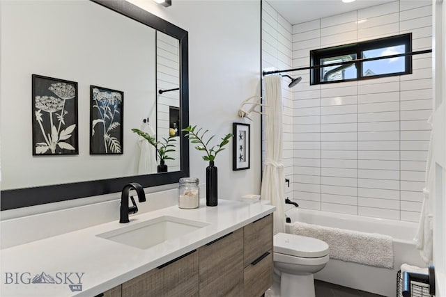 646 Arrow Trl, Bozeman, MT 59718 - full bath featuring vanity, toilet, and shower / tub combo