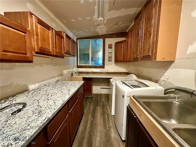 400 Broken Creek Rd, Three Forks, MT 59752 - laundry area featuring dark wood-style floors, cabinet space, and washing machine and clothes dryer
