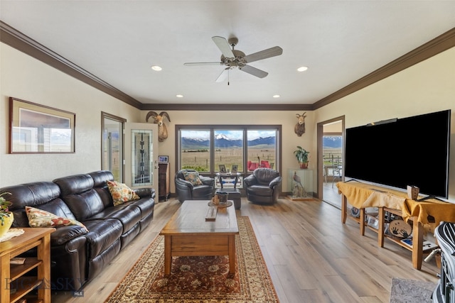 106 Lonesome Dove Rd, Cameron, MT 59720 - living area featuring ornamental molding, light wood-type flooring, a ceiling fan, and recessed lighting