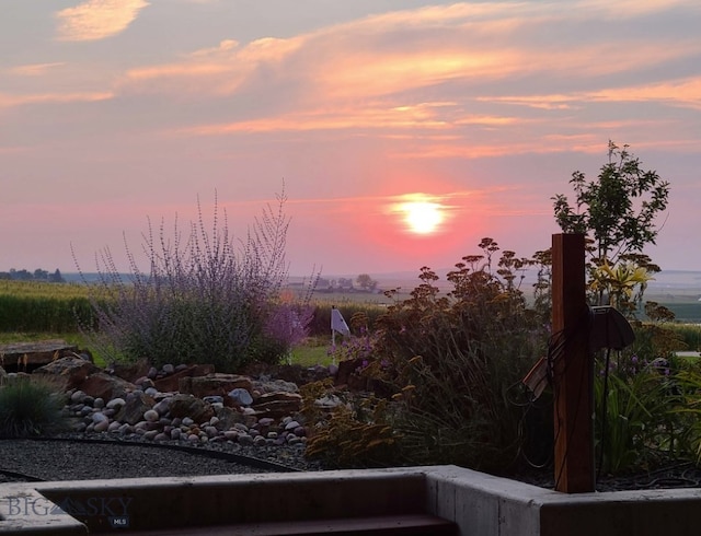 145 Cushing Ln, Manhattan, MT 59741 - view of yard