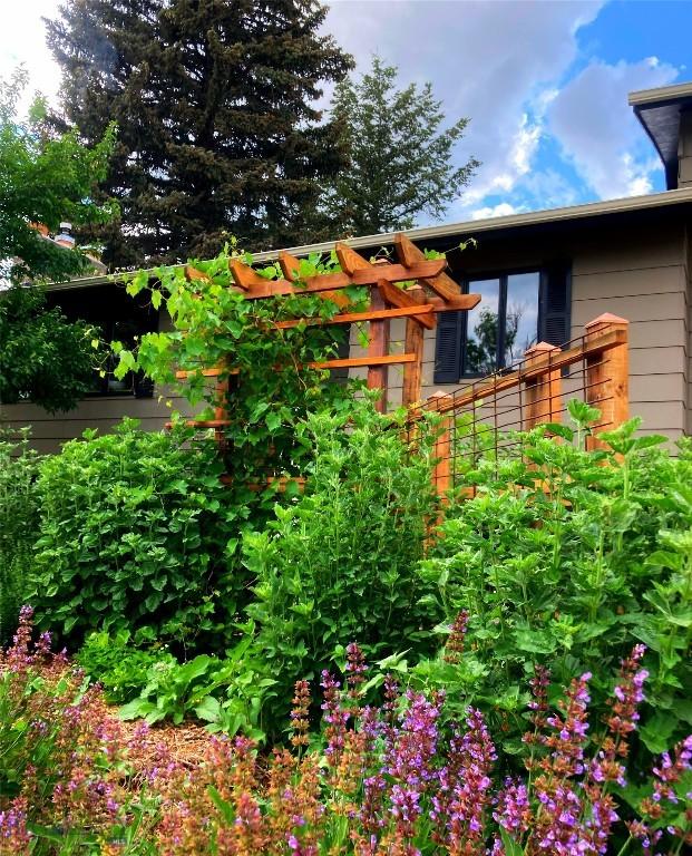 707 Montana St, Belgrade, MT 59714 - view of yard