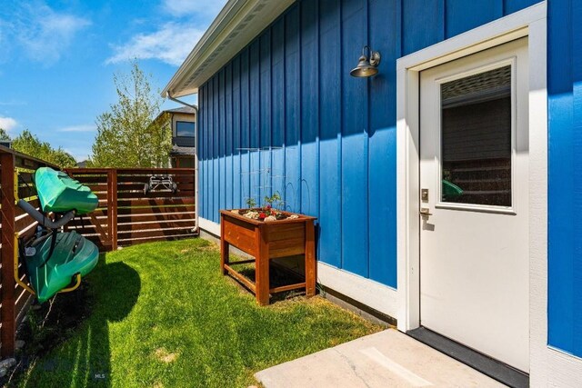 5333 Westmorland Dr, Bozeman, MT 59718 - entrance to property featuring board and batten siding