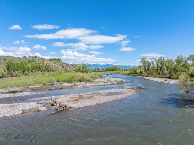 1069 Yucca Pass Rd, Manhattan, MT 59714