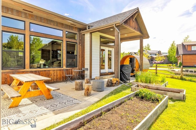 2296 Boylan Rd, Bozeman, MT 59715 - view of patio with a garden
