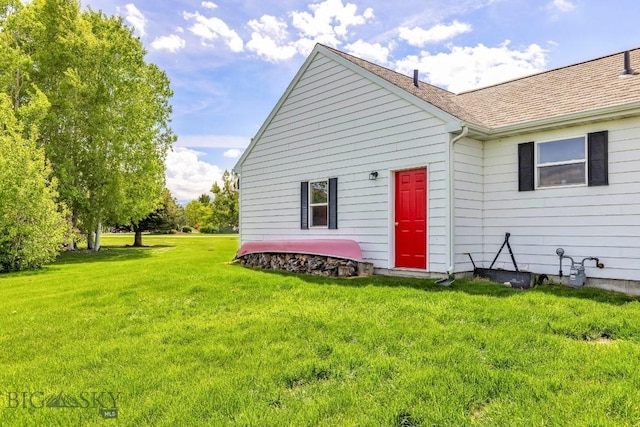 193 Lucille Ln, Bozeman, MT 59718 - view of front of house featuring a front yard and roof with shingles