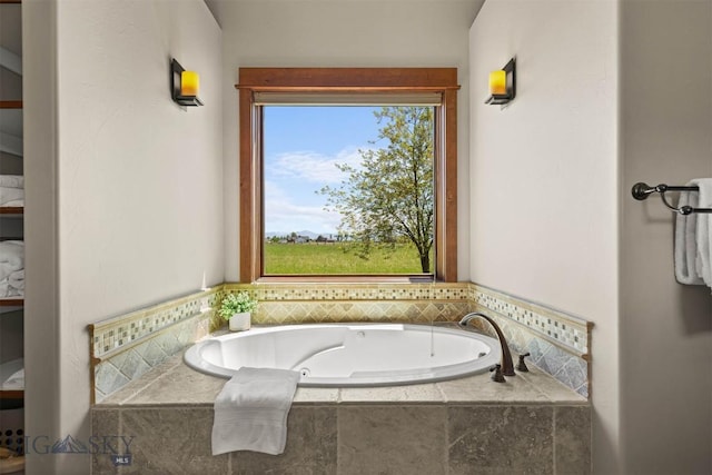 306 Glenbrook Ln, Belgrade, MT 59714 - bathroom featuring a whirlpool tub