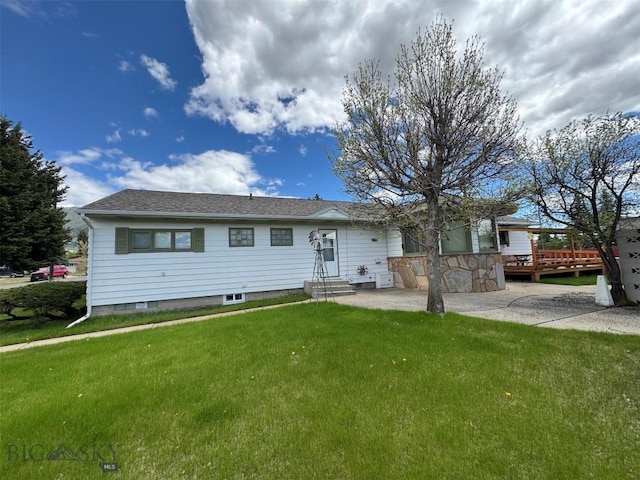 2301 Banks Ave, Butte, MT 59701 - view of front facade featuring a front lawn and a deck