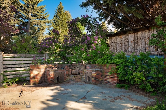 1524 S Grand, Bozeman, MT 59715 - view of patio