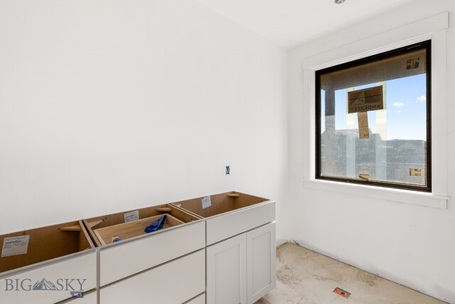 286 Lion Peak, Bozeman, MT 59718 - bathroom with plenty of natural light and marble look tile flooring