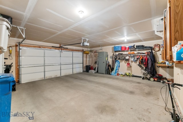 3194 Oliver St, Bozeman, MT 59718 - garage with a garage door opener