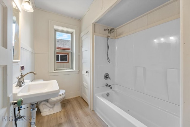 312 Water St, Gardiner, MT 59030 - full bath featuring shower / washtub combination and wood finished floors