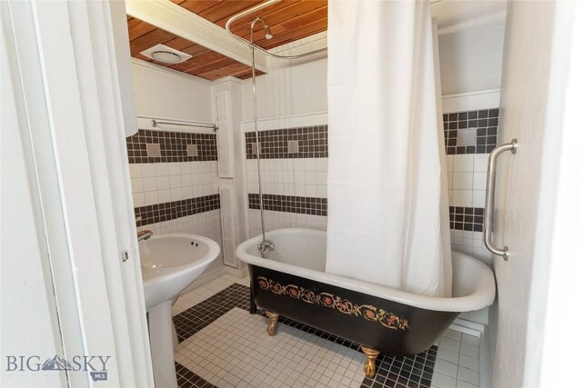 1116-1118 California St, Butte, MT 59701 - bathroom with tile walls and tile patterned flooring
