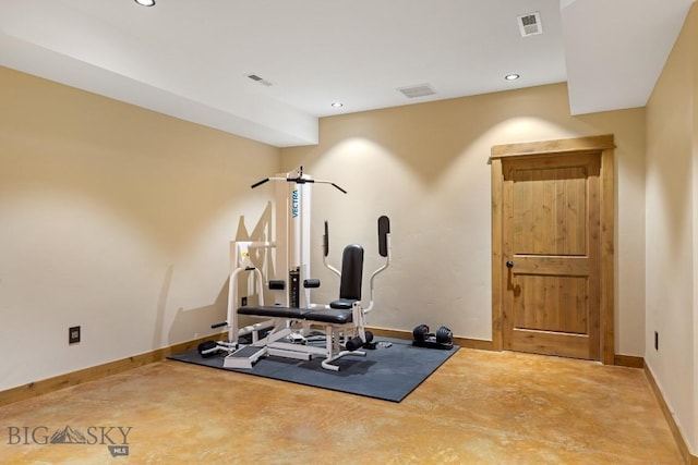 715 Bates Rd, Manhattan, MT 59741 - workout area with baseboards and recessed lighting