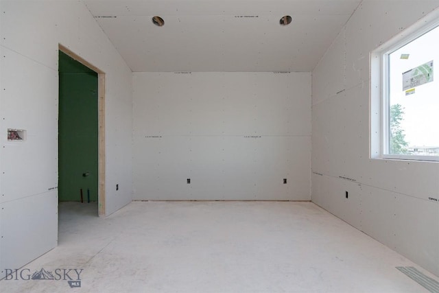 500 Spaniel Ln, Belgrade, MT 59714 - empty room featuring concrete floors