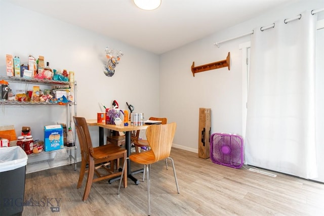 504 N 19th Ave, Bozeman, MT 59718 - dining area with wood finished floors