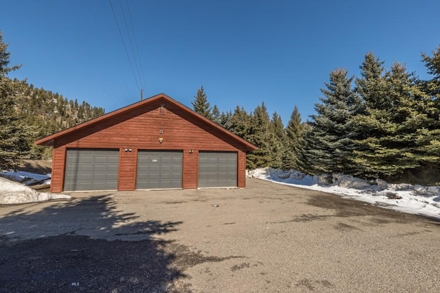 48042 Gallatin Rd, Big Sky, MT 59730 - view of detached garage