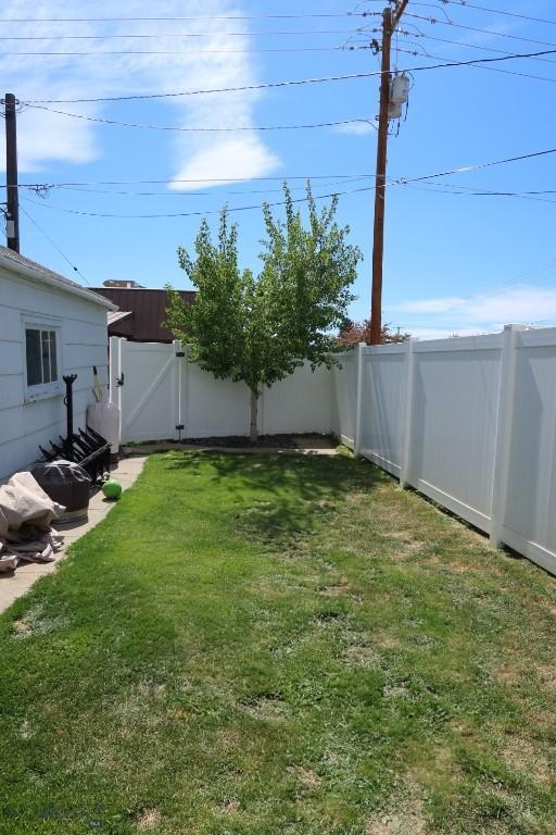 1905 Florence Ave, Butte, MT 59701 - view of yard with a gate
