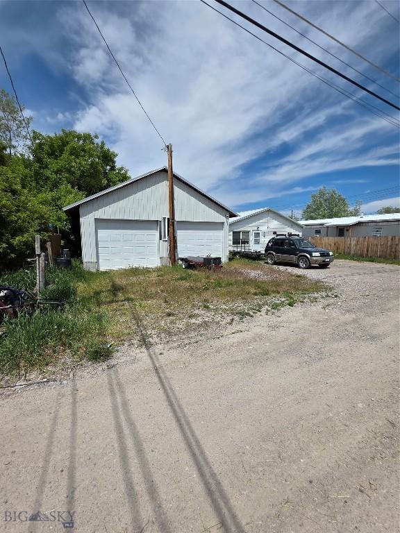 652 Kentucky, Dillon, MT 59725 - photo 4