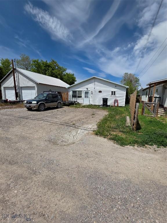 652 Kentucky, Dillon, MT 59725 - photo 5