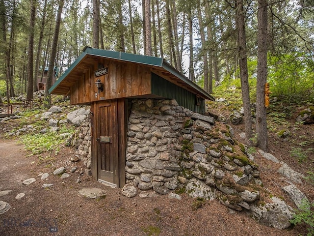 64370 Gallatin Rd, Gallatin Gateway, MT 59730 - view of shed with a view of trees