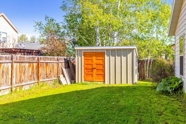 85 Shallow Brook Ln, Belgrade, MT 59714 - view of shed featuring a fenced backyard