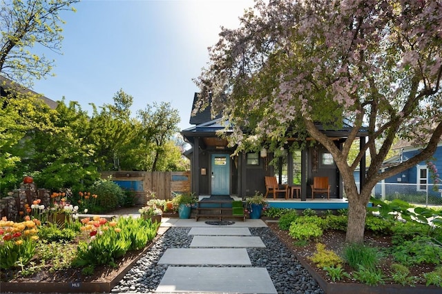 401 S Bozeman Ave, Bozeman, MT 59715 - view of front of house featuring a porch