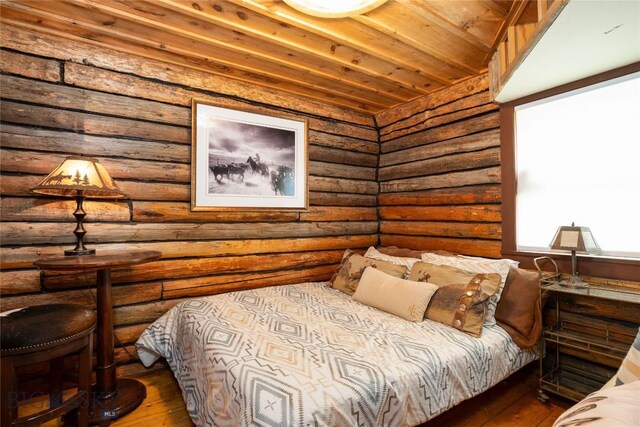13011 Cottonwood Canyon Rd, Bozeman, MT 59718 - bedroom featuring hardwood / wood-style flooring