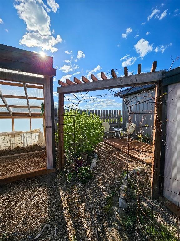 3950 Floweree, Helena, MT 59602 - view of yard