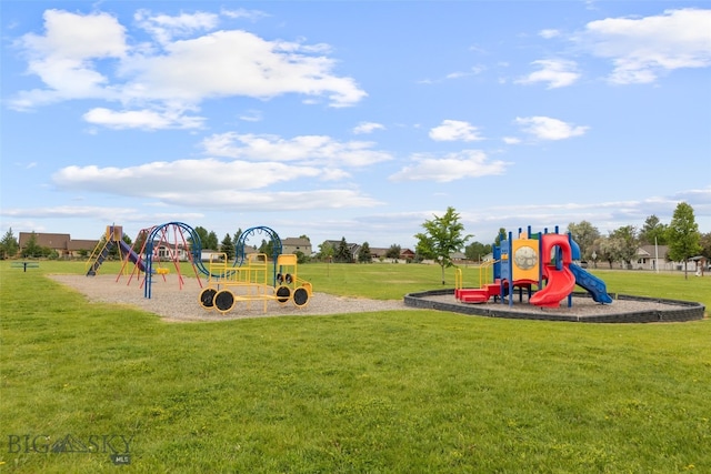 1002 E Northern Pacific Ave, Belgrade, MT 59714 - community play area featuring a lawn