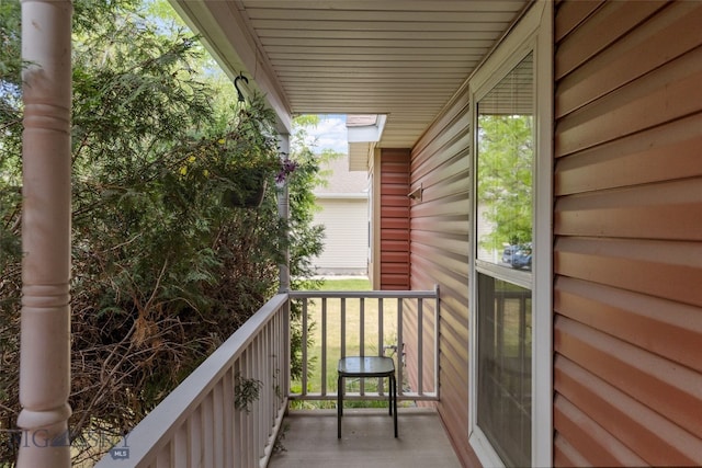 1002 E Northern Pacific Ave, Belgrade, MT 59714 - view of covered porch