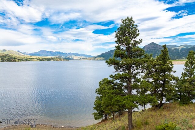 1350 Beartooth Rd, Wolf Creek, MT 59648