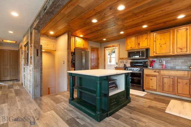 510 Table Mountain Dr, Gallatin Gateway, MT 59730