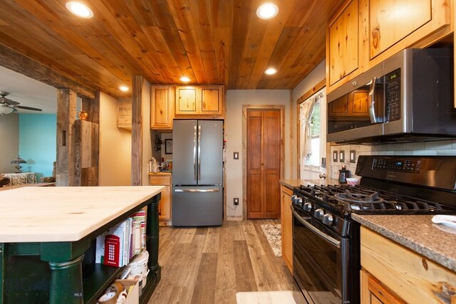 510 Table Mountain Dr, Gallatin Gateway, MT 59730