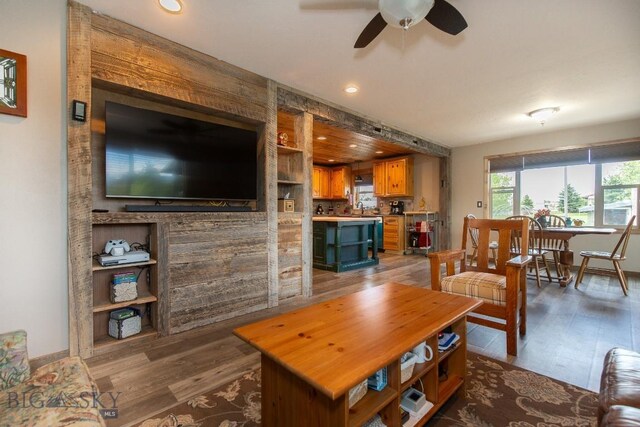 510 Table Mountain Dr, Gallatin Gateway, MT 59730