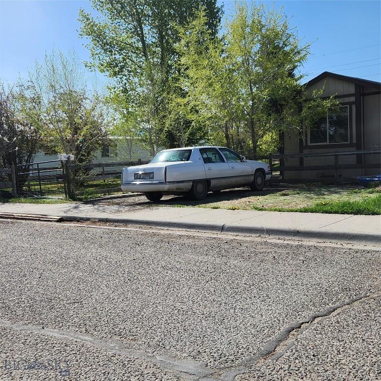 434 Barnett Ave, Dillon, MT 59725